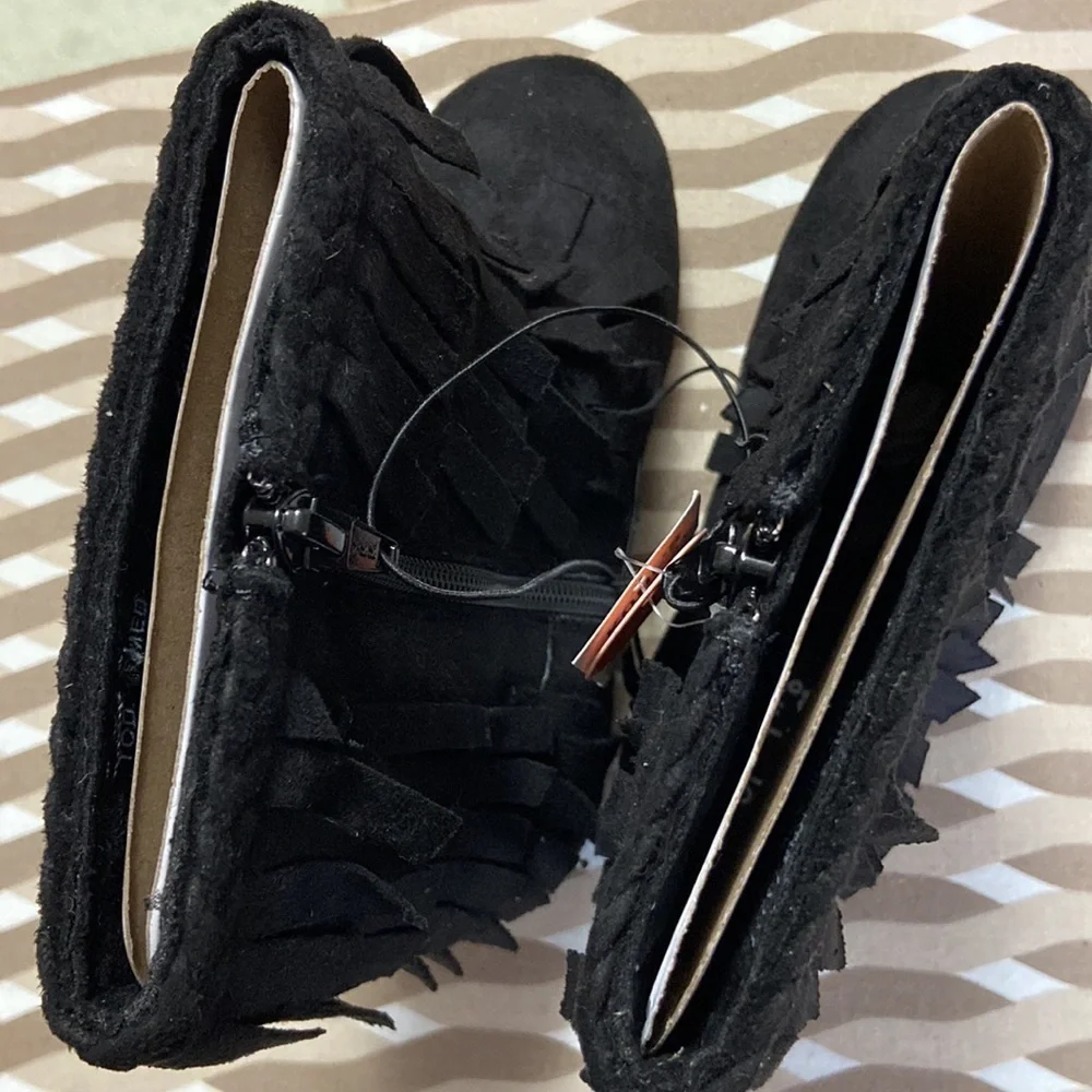 Jumping Beans Black Easy Zip Fringe Moccasin Bootie Shoe NWT Size 11 Toddler